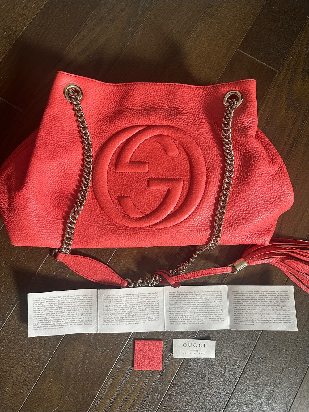 Authentic Gucci soho chain purse - Picture 4 of 16